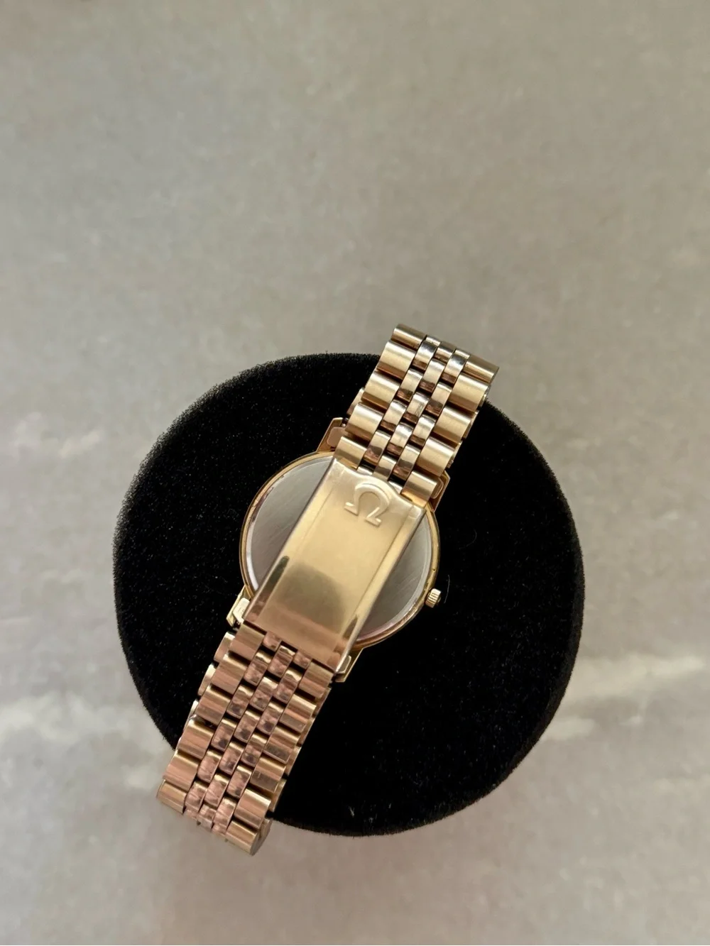 Omega authentic 1993
